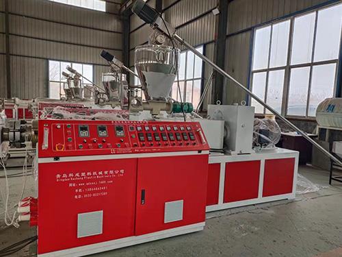 塑料管材設(shè)備生產(chǎn)管材是如何成型的？