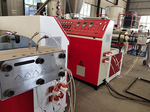 護(hù)角生產(chǎn)線(xiàn)使用指南——操作規(guī)范與維護(hù)保養(yǎng)